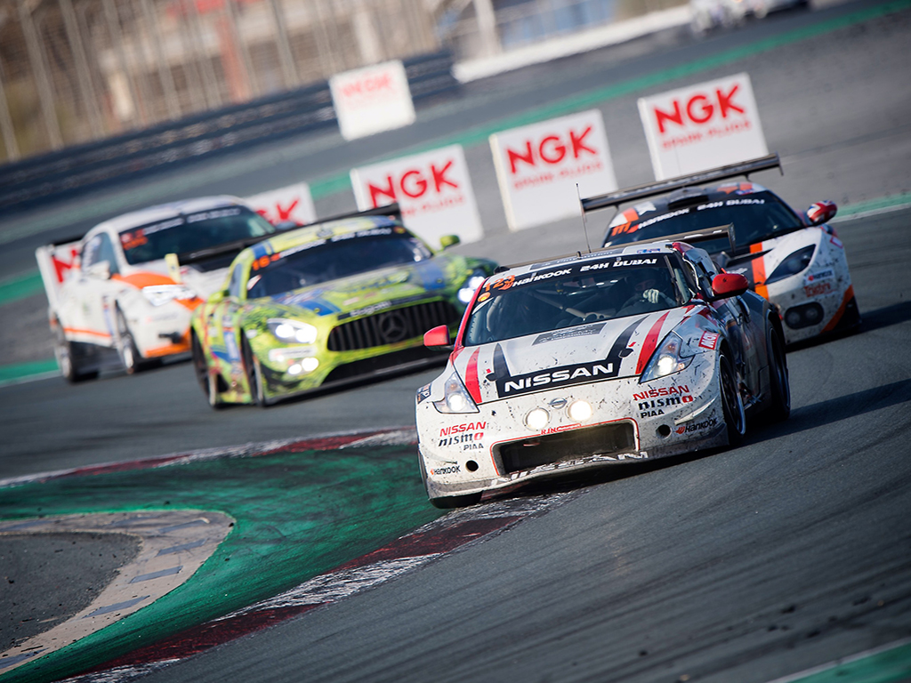 Latinoamericanos participan en las "24 Horas de Dubai"