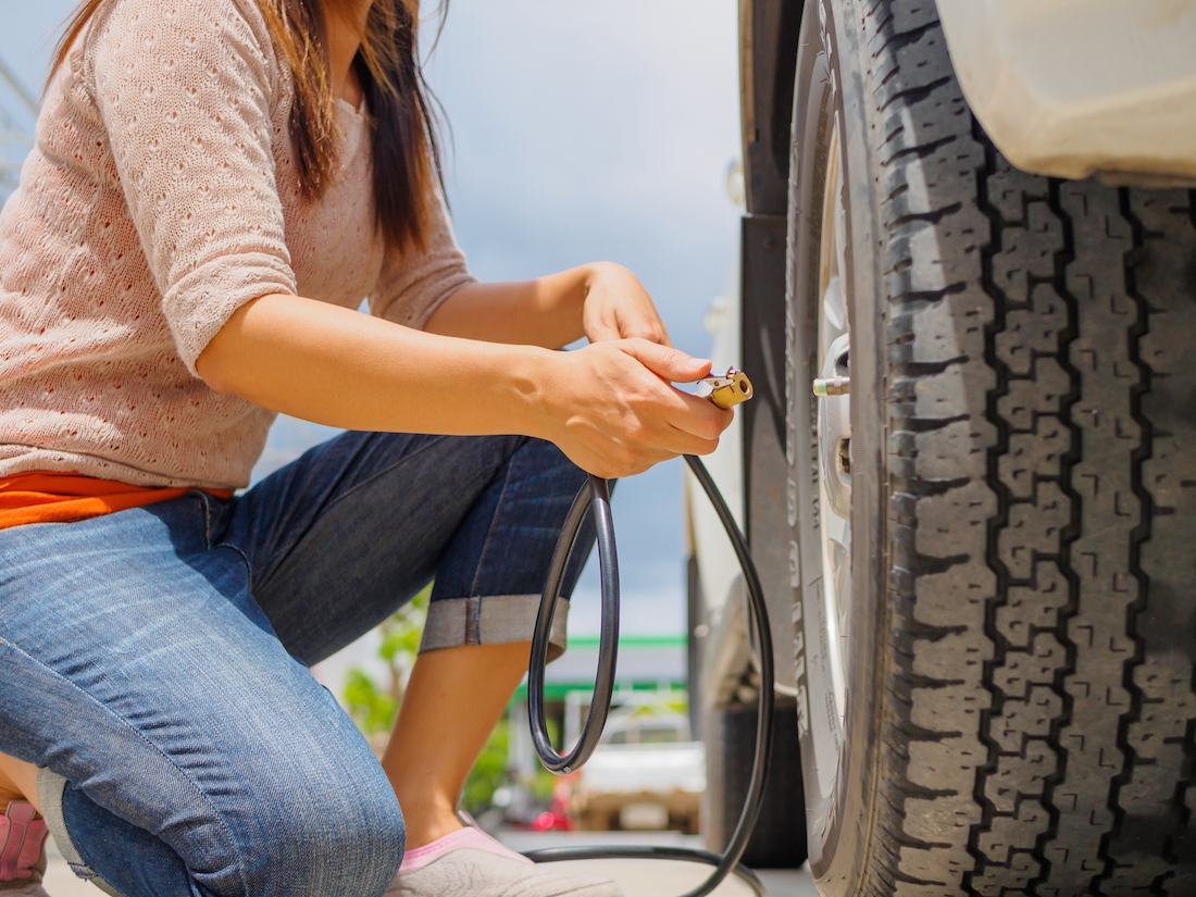 ¿Te vas de viaje en tu auto? Conoce qué revisar antes de salir