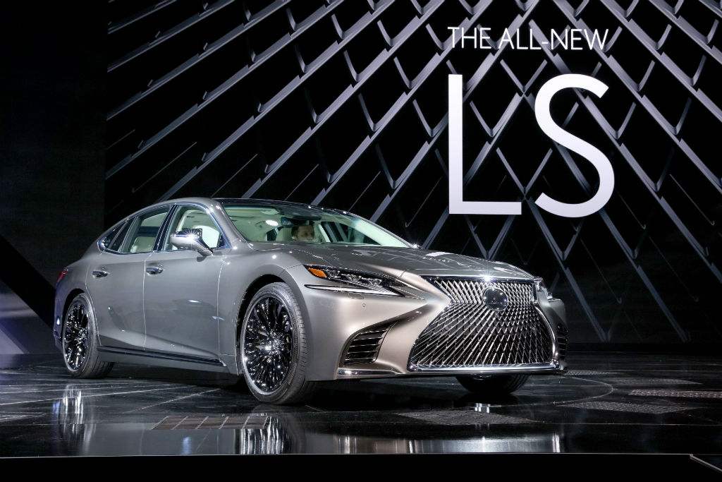 Lexus LS, el sedán más deportivo que hayamos visto