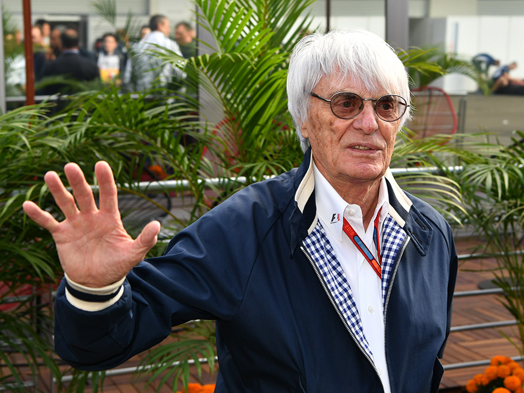 Se va Bernie Ecclestone de la dirección de la F1
