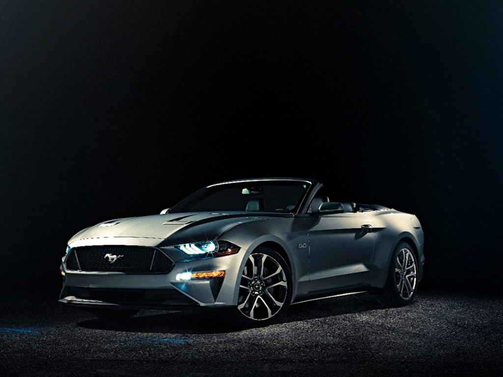 Ford presentó la versión convertible del Mustang 2018