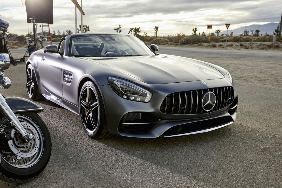 Easy Driver: Mercedes AMG GT Roadster en el Super Bowl