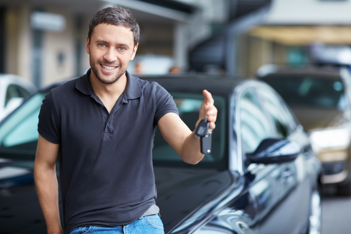 3 formas de comprar un auto antes de los 30