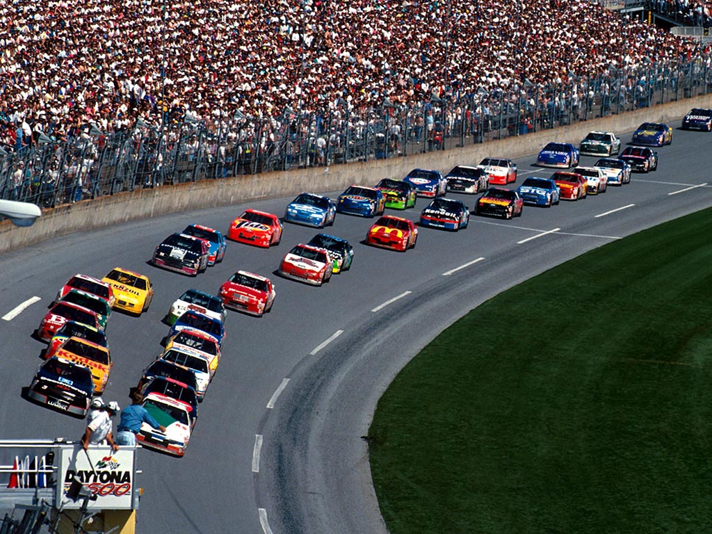 Momentos clave en la historia de la serie NASCAR