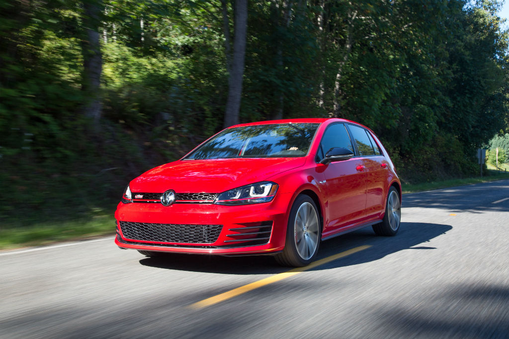 Volkswagen Golf GTI, la leyenda se pone a tono