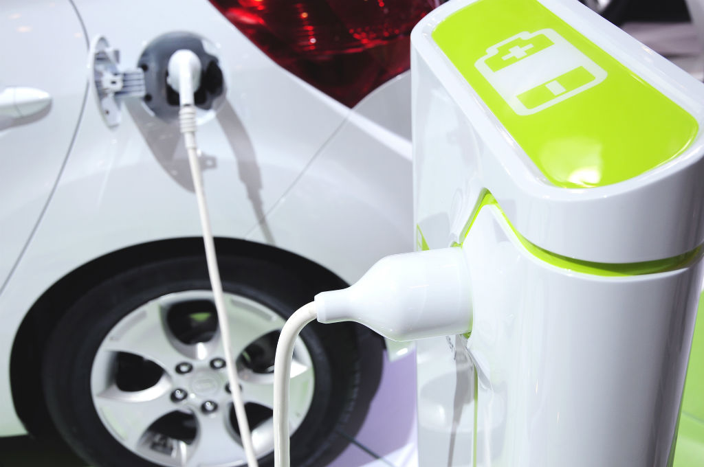 El Experto: ¿Será la CDMX vialidad fértil para los autos eléctricos?