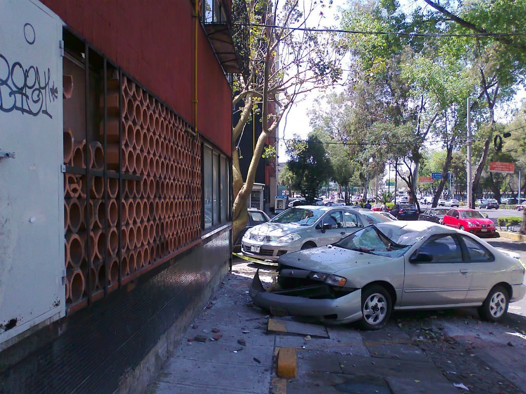 ¿Cómo cobrar tu seguro si tu auto resultó dañado por el sismo?