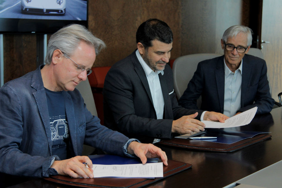 Pagani y la petrolera argentina YPF firman acuerdo de colaboración