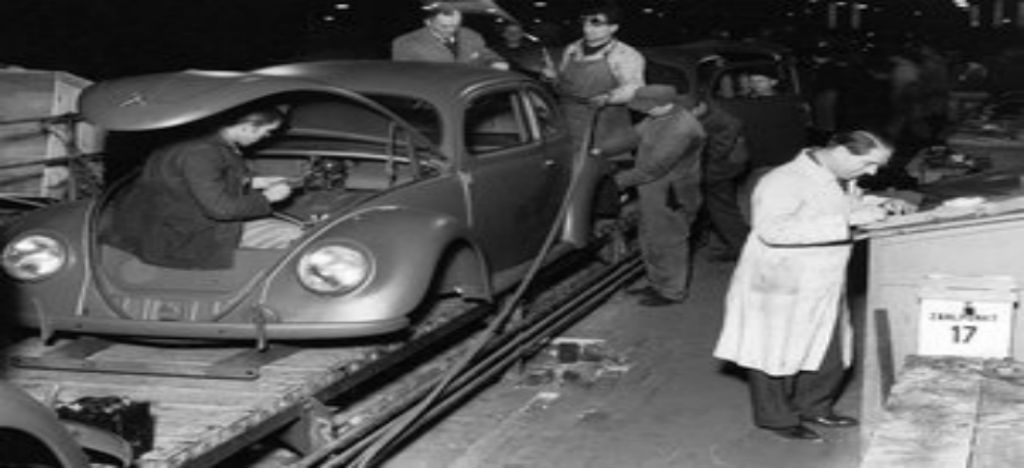 70 años del nacimiento de una leyenda: el VW Beetle