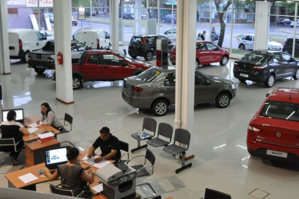 Argentina: el cierre de 2015 muestra un mercado retraído