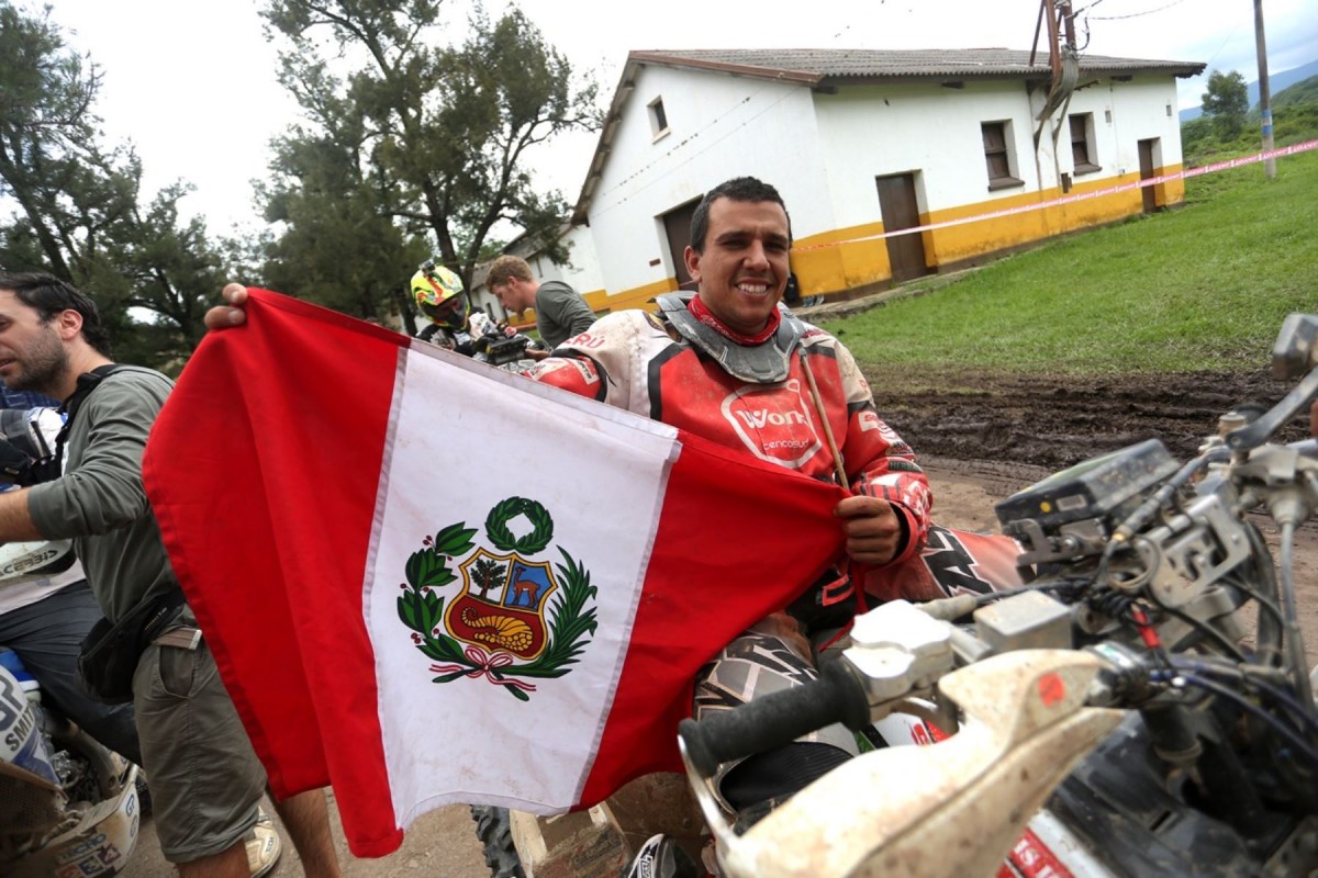 Dakar 2016: Hernández lo vuelve a hacer; el peruano gana la 5º etapa de cuatrimotos