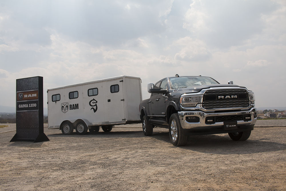 RAM 2500 HD muestra todo su poder